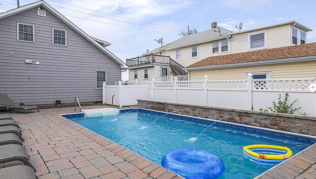 Units – Lazy River Rentals
